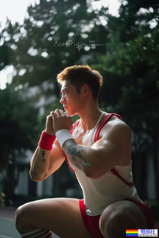 这阳光肌肉m爱了-51虹马