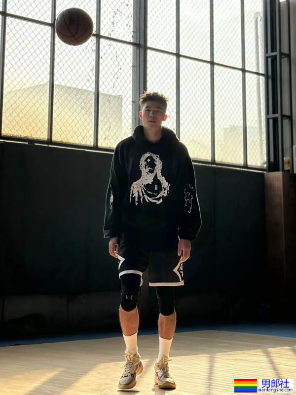 爱运动的大男孩 - 51虹马