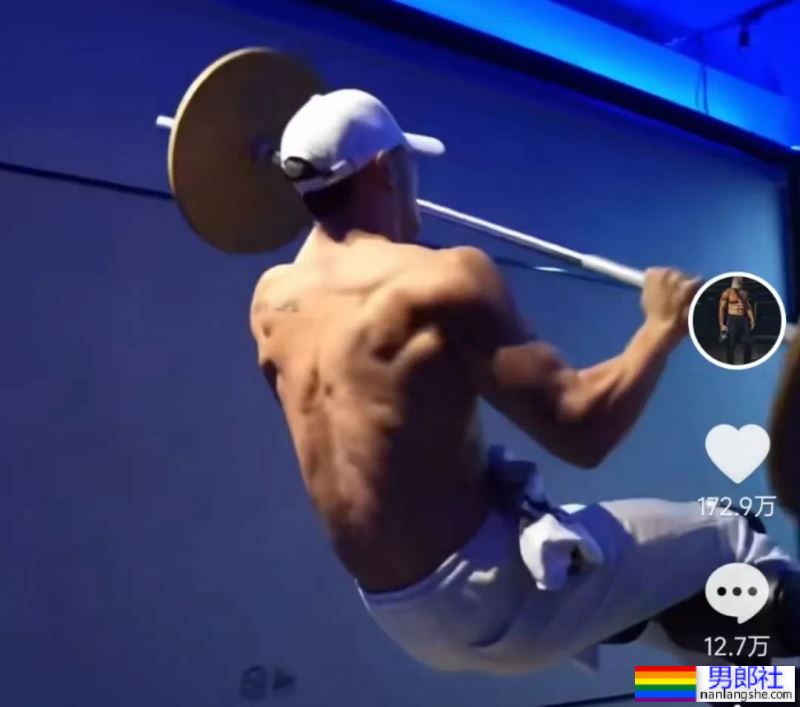 健身网红“大师兄mb”身材是天花板级别？讲真！这身材有手就行 - 51虹马