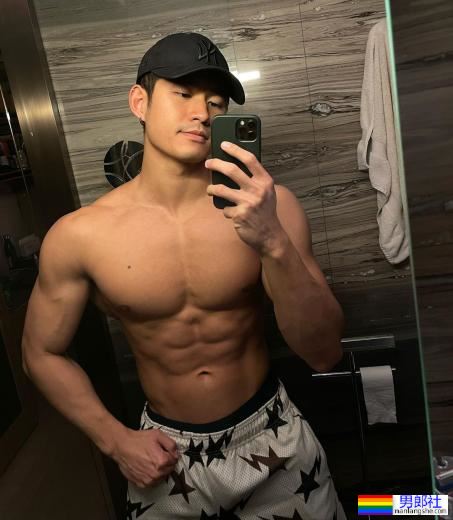 允许犯错的「不完美」哲学 全球先生香港代表：张驰杰 - 51虹马