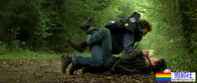 法国同性恋电影《给我你的手》 - 51虹马 法国同性恋电影《给我你的手》 - 51虹马