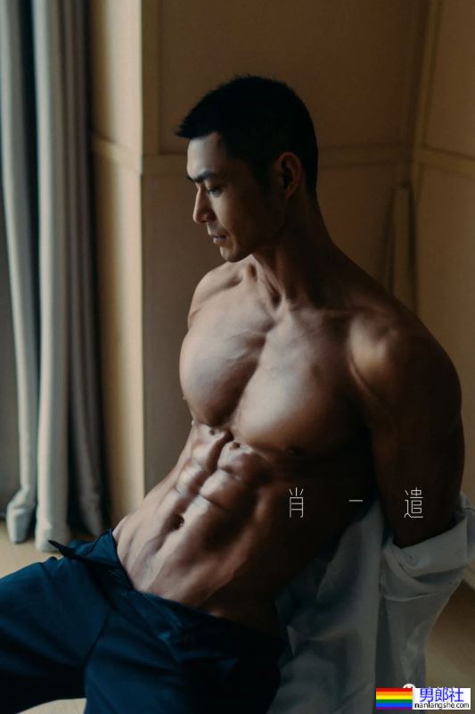 大肌8%体脂医生拍写真大片，网友直呼新老公超可！ - 51虹马