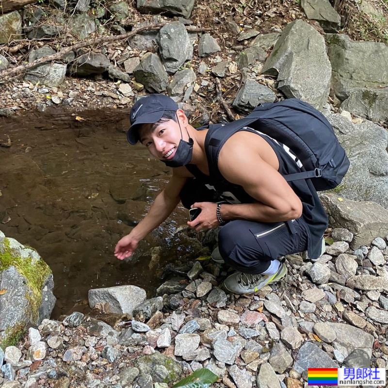 傲人身材全靠自律苦练！ 韩国健身模特：世勋 - 51虹马