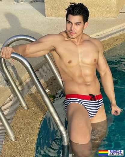 日式澡堂大方露！ 筋肉理工男：Nawin Wannvong - 51虹马