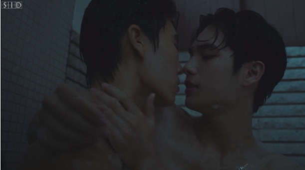 《死党》恐怖悬疑，一群男孩到郊外别墅办趴体 - 51虹马