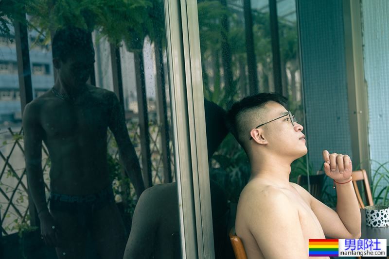 用「这个姿势」爱爱不怕累！ 5 款懒人肛交体位让你轻松享受 - 51虹马