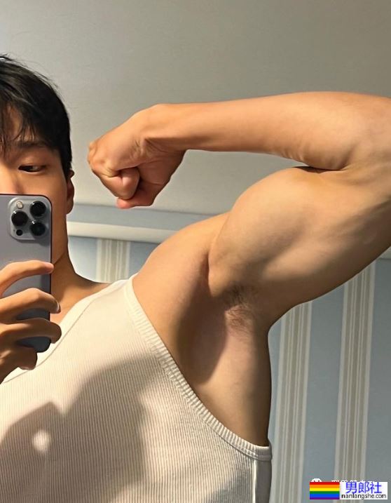 美少年的身材太香了！@Yu Duanqian - 51虹马