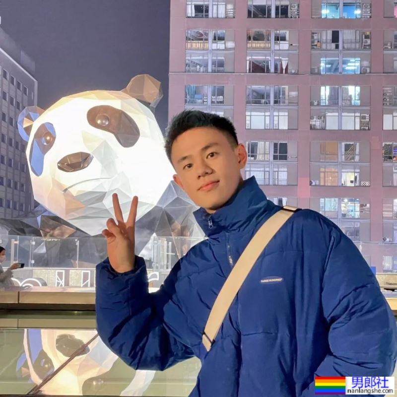 可爱奶狼 私下玩很大 - 51虹马