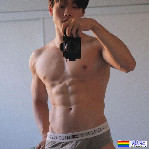 美少年的身材太香了！@Yu Duanqian-51虹马