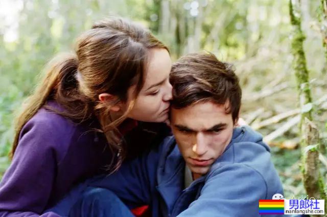 法国同性恋电影《给我你的手》 - 51虹马 法国同性恋电影《给我你的手》 - 51虹马