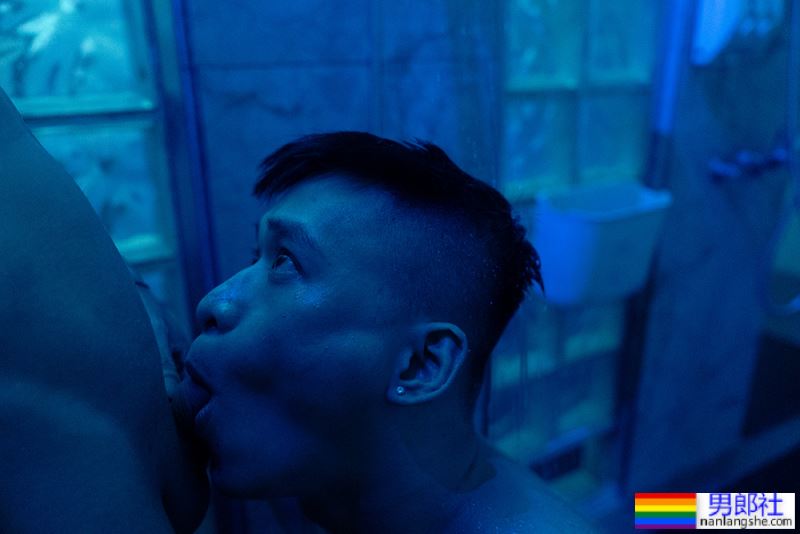 控系推特主「一元」：靴子与白袜，包裹着最撩人的男人味 - 51虹马