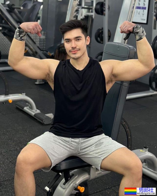 自拍辣照勾引你！ 菲律宾工程师：John Cesar Villar - 51虹马