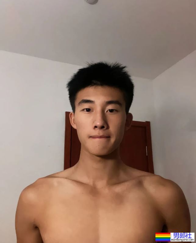 山东的“男高”长这样？薄肌体育生谁抵得住？ - 51虹马