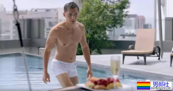 香港先生因《新闻女王》翻红，早期泳装照立马就被扒了出来！ - 51虹马