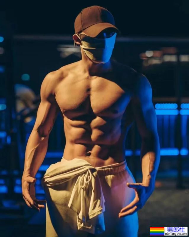 健身网红“大师兄mb”身材是天花板级别？讲真！这身材有手就行 - 51虹马