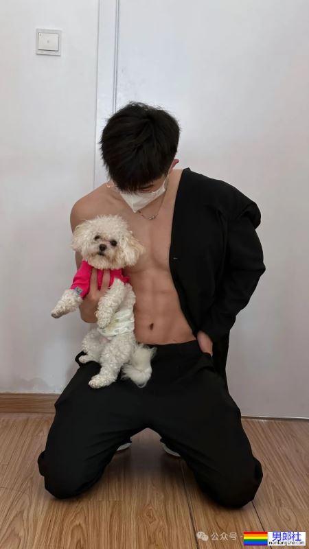 白到发光的188宽肩窄腰腹肌男神 - 51虹马