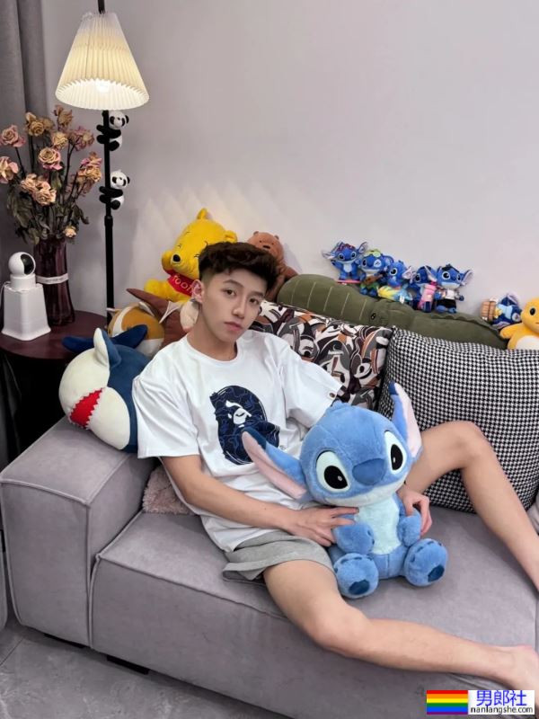 长腿小哥哥 - 51虹马