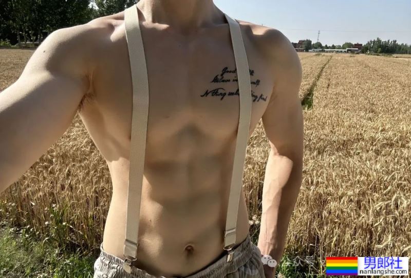 185的河南白皮肌肉教练，又帅又猛！ - 51虹马