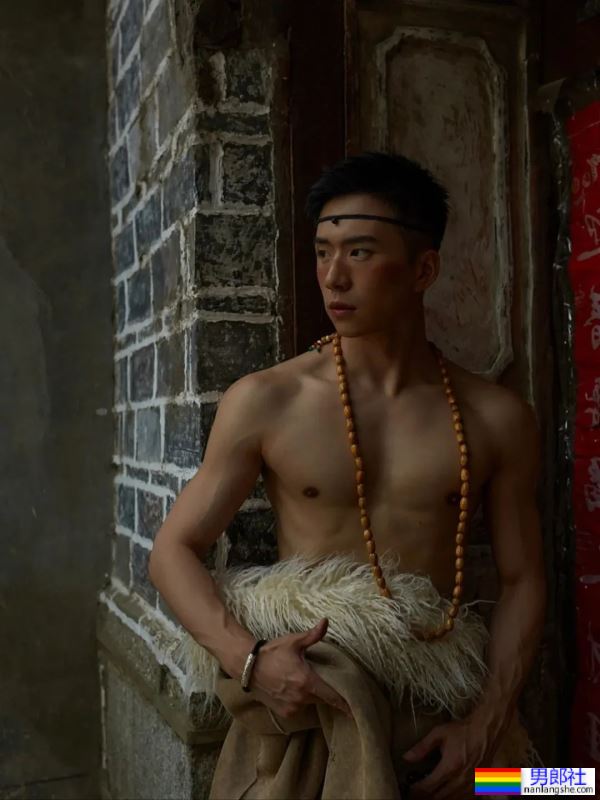 一个藏族男孩 - 51虹马