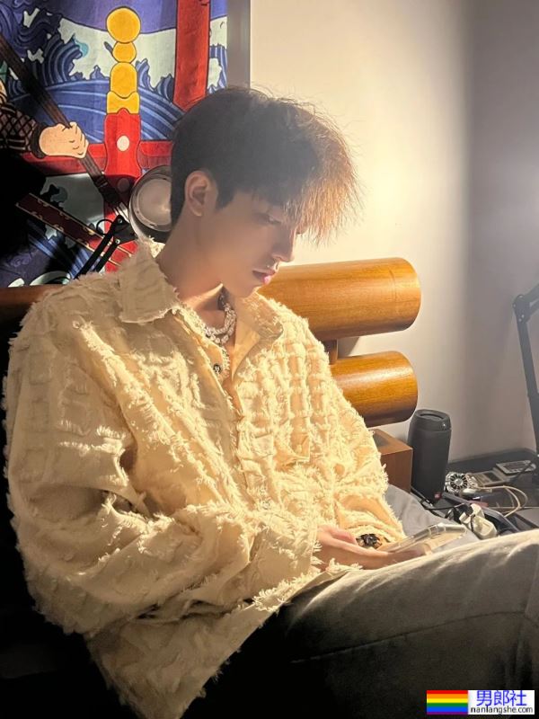 男孩与猫猫 - 51虹马