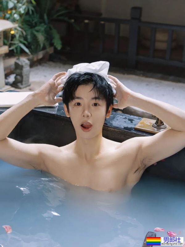 白白嫩嫩的小奶狗 - 51虹马