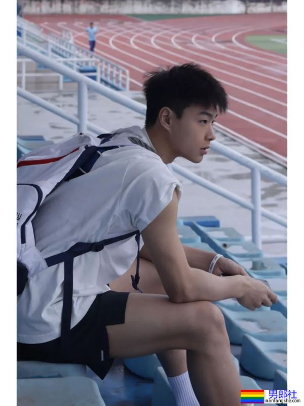 是你喜欢的黑皮男友吗 - 51虹马