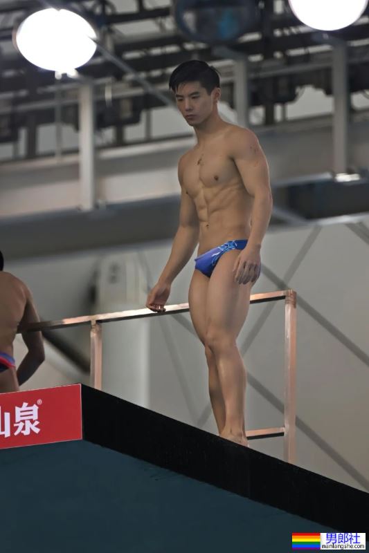 双胞胎跳水小哥姚泽霖最新照，又帅又有实力！ - 51虹马