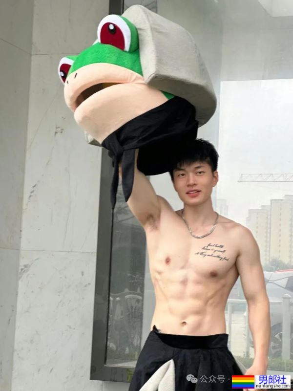 185的河南白皮肌肉教练，又帅又猛！ - 51虹马