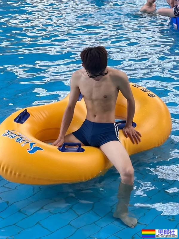 长腿小哥哥 - 51虹马