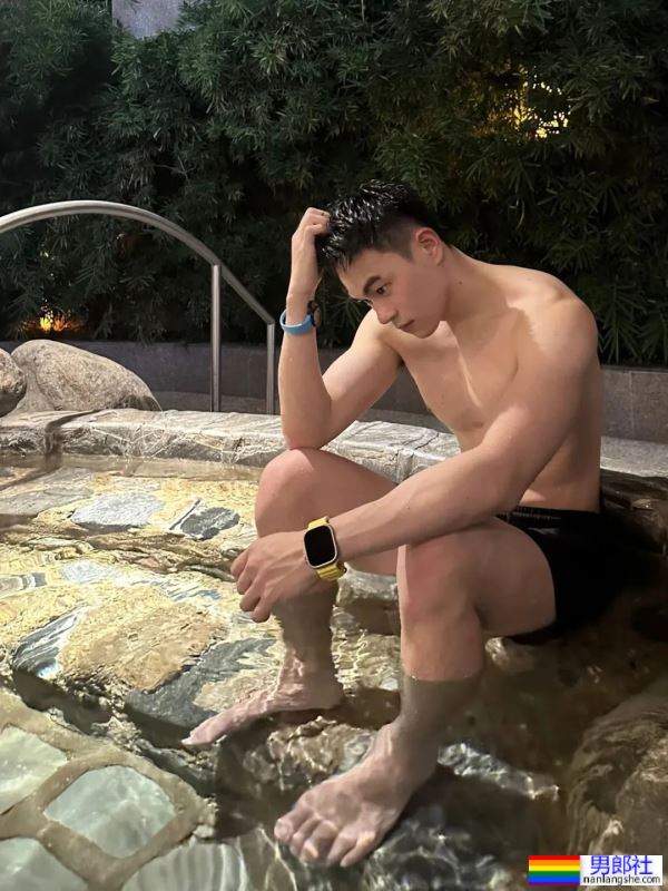 泡汤的长腿欧巴 - 51虹马