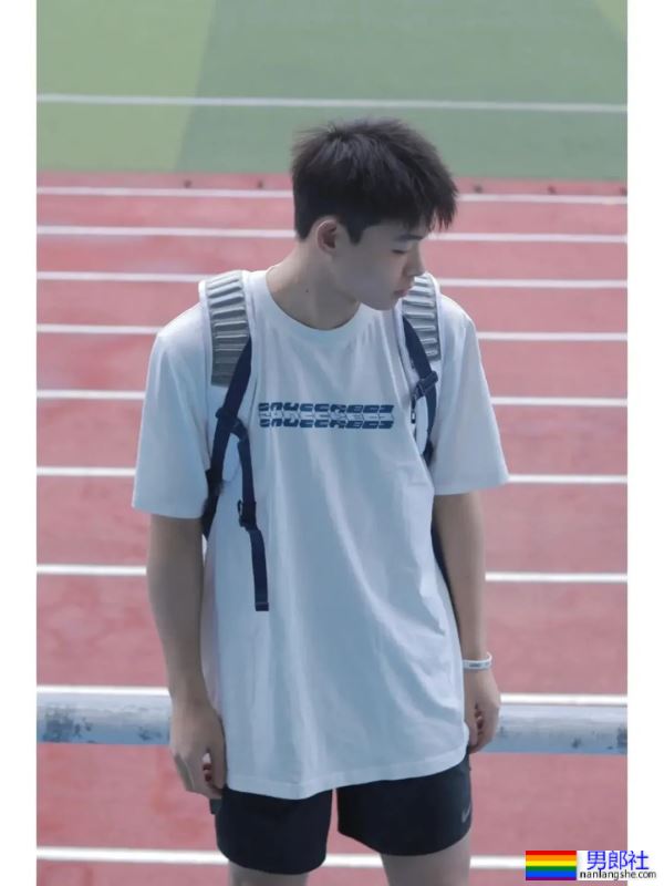 是你喜欢的黑皮男友吗 - 51虹马