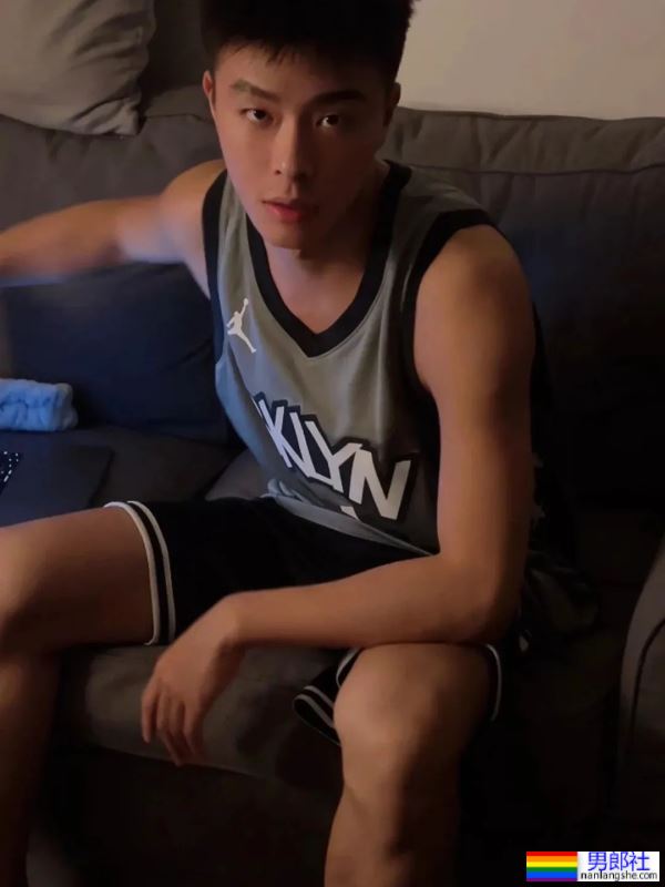 是你喜欢的黑皮男友吗 - 51虹马