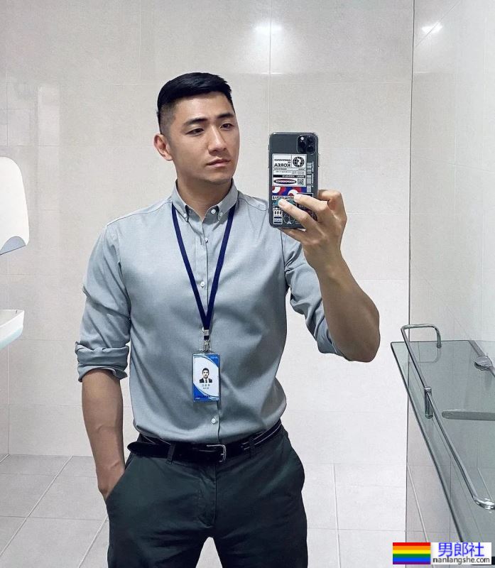 击败99%东亚男人的证件照天菜，如今变成这样了？！ - 51虹马