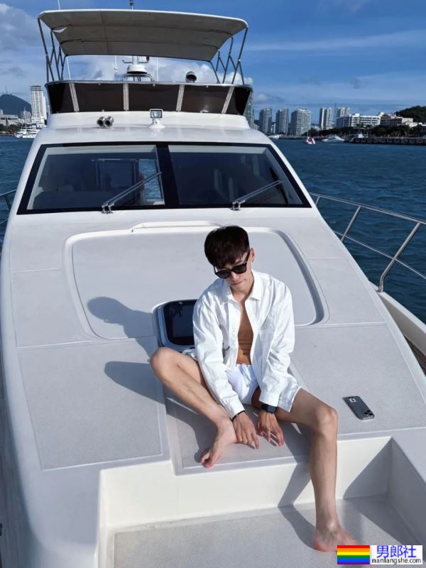 长腿小哥哥-51虹马