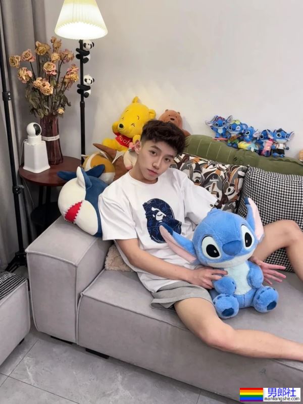 长腿小哥哥 - 51虹马