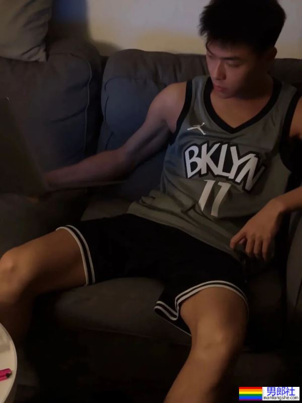 是你喜欢的黑皮男友吗 - 51虹马