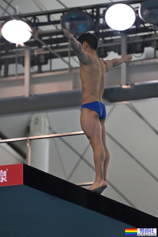 双胞胎跳水小哥姚泽霖最新照，又帅又有实力！ - 51虹马