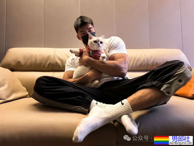 45码大脚黑皮体育生——我愿称之为天菜Top1！！！ - 51虹马