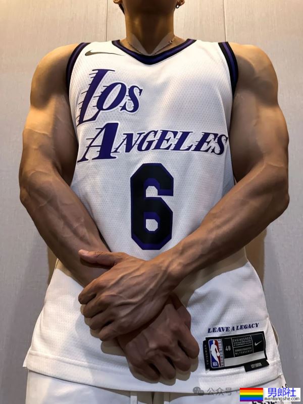 45码大脚黑皮体育生——我愿称之为天菜Top1！！！ - 51虹马