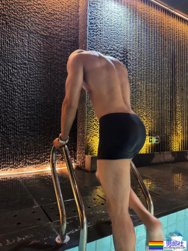 男人的背 - 51虹马