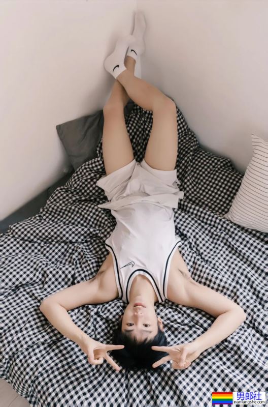 白白嫩嫩小奶狗 - 51虹马