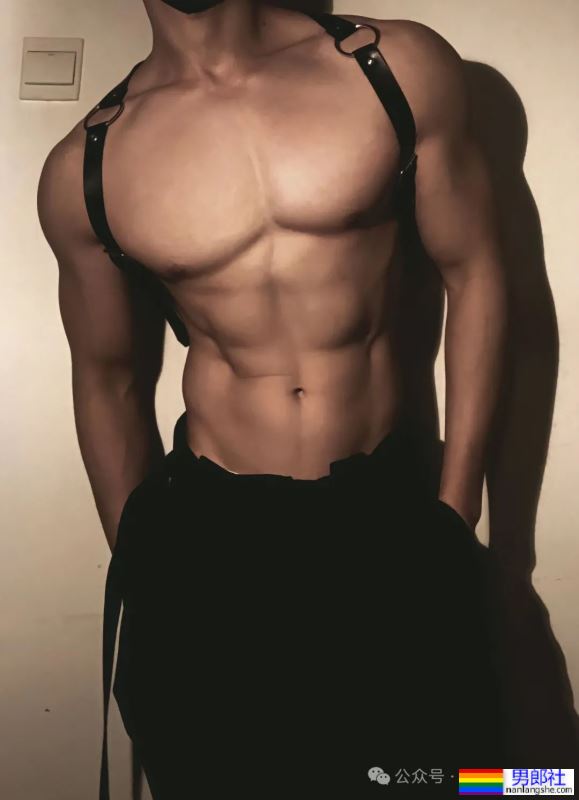 宽肩窄腰双开门身材男人,广东必吃榜top1,绝不可错过!-51虹马