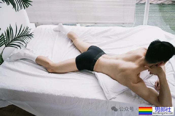 川渝冷白皮薄肌小哥哥,这身材把持不住了! - 51虹马 川渝冷白皮薄肌小哥哥,这身材把持不住了! - 51虹马