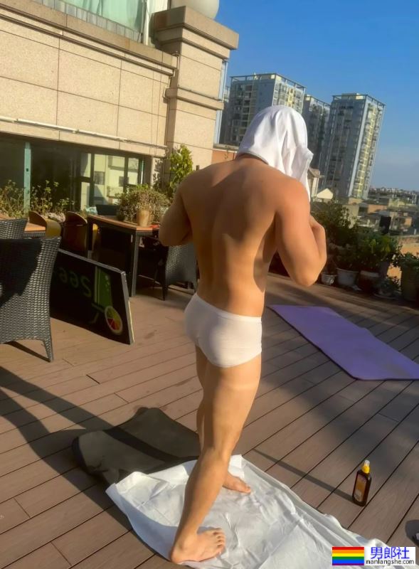 男人的背 - 51虹马