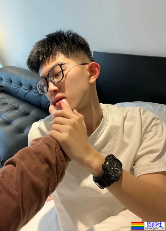 放开那个弟弟 - 51虹马