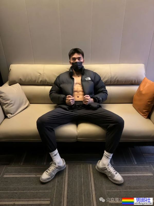 45码大脚黑皮体育生——我愿称之为天菜Top1！！！ - 51虹马