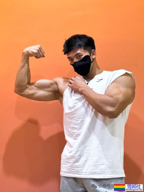 45码大脚黑皮体育生——我愿称之为天菜Top1！！！ - 51虹马