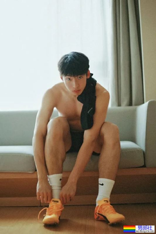 看得直流哈喇子 - 51虹马