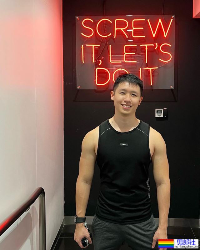 鲜肉｜淡淡的帅最耐看！简单自然的盐颜男：Clarence - 51虹马