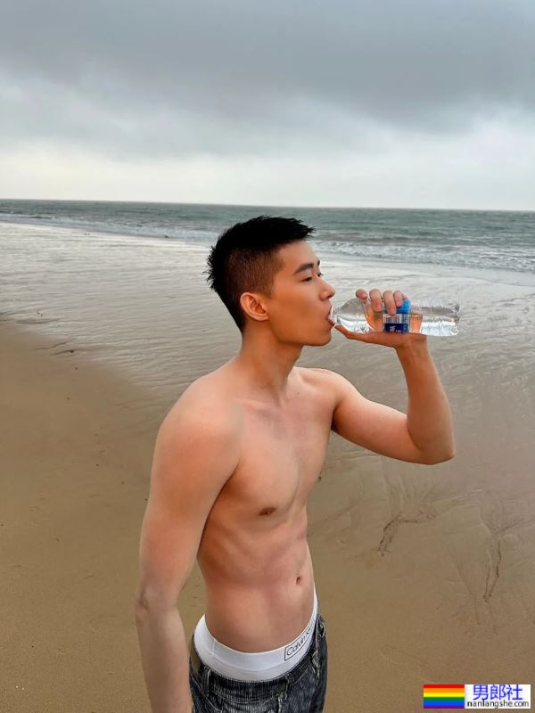 第二张差点流出来 - 51虹马